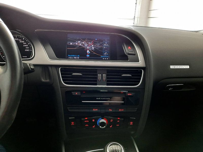 Audi A5 (2012) 2.0 TDI quattro (130kW/177k) - fotka 12 z 26