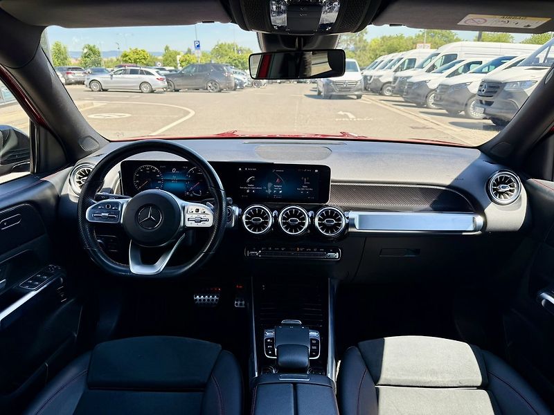 Mercedes-Benz GLB (2020) 250 4MATIC - fotka 18 z 45