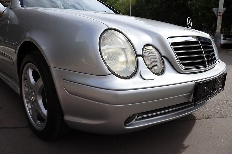 Mercedes-Benz CLK 55 AMG V8 CABRIO 255kW - fotka 7 z 50