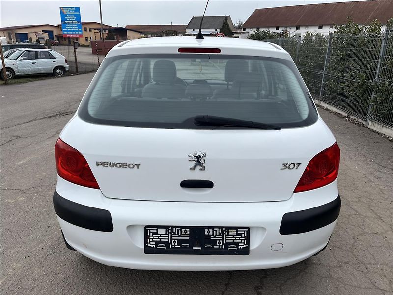 Peugeot 307 1,4 i KLIMA STK 1/28 - fotka 7 z 28