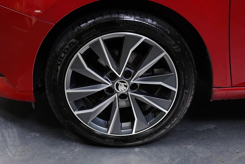 Škoda Fabia - fotka 10 z 24