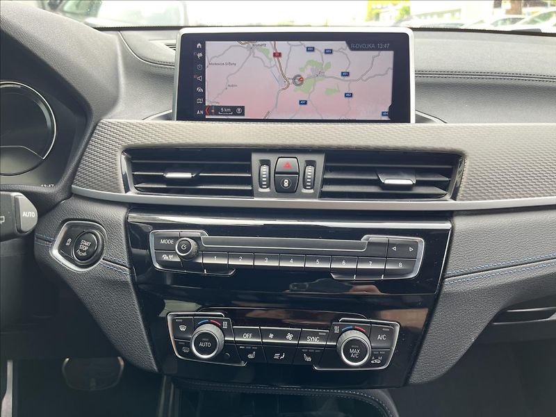 BMW X2 2,0 D  xDrive18d Mpacket - fotka 17 z 24