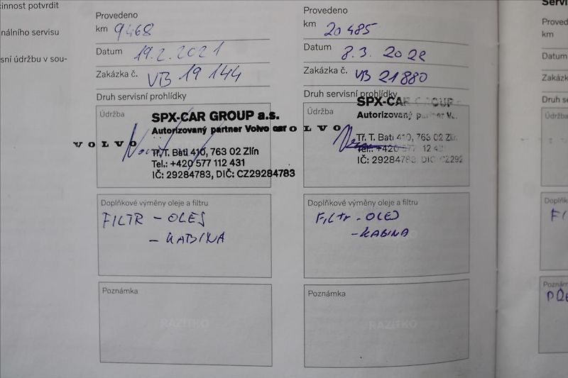 Volvo XC40 2,0 T4  1MAJ,4x4,MOMENTUM PRO - fotka 34 z 35