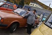 Historie na silnici! Fanoušci starých vozů zaplnili centrum Adamova. Na tradiční Doklikované.