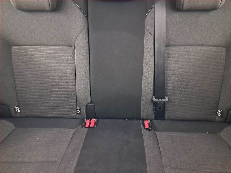 Citroën C4 (2016) 1.2 PureTech, Tempomat - fotka 10 z 18