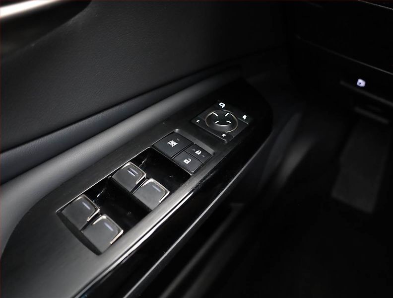 Lexus ES 330 (2024) 300h, Hybrid,Automat,Kůže - fotka 12 z 18