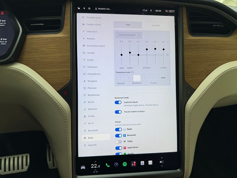 Tesla Model X Performance Ludicrous Mode - fotka 28 z 42