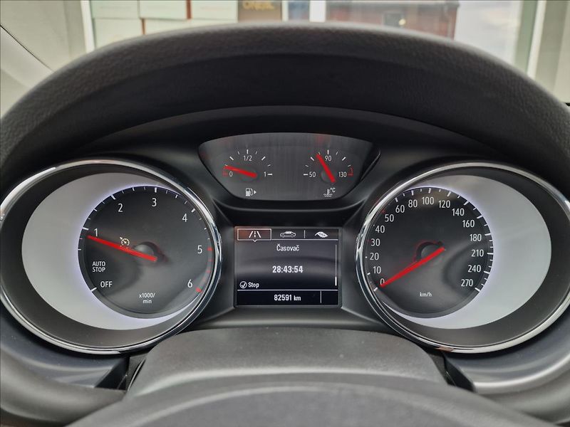 Opel Astra 1.5 CDTi 90kW Edition ST,1Maj - fotka 22 z 49