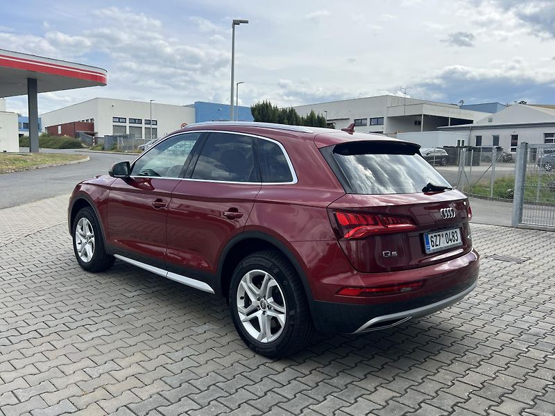 Audi Q5 (2019) 2.0 TDI 4x4 quattro - fotka 4 z 35