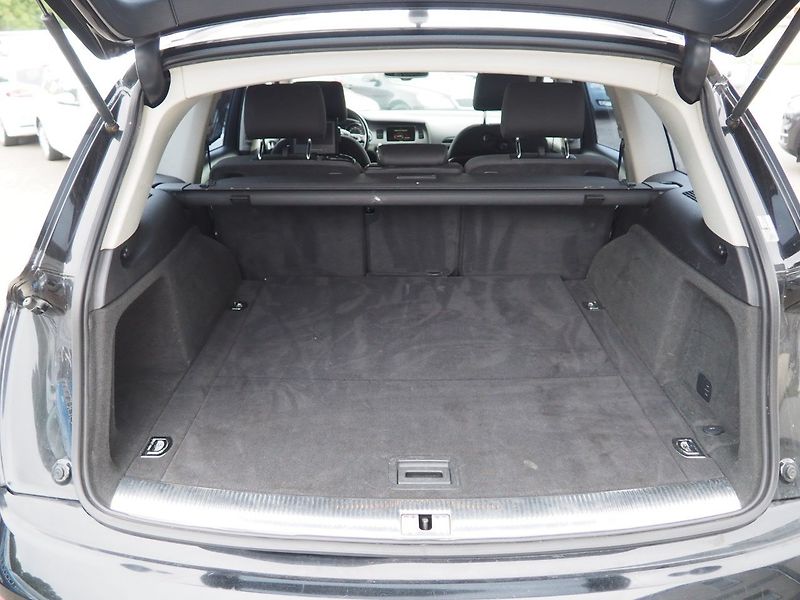 Audi Q7 (2010) 3.0 TDI, 176 kW, Quattro - fotka 13 z 38