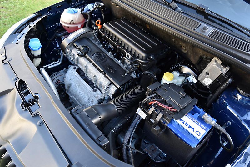 Škoda Fabia 1.4 16V,FACE,KLIMA,BEZ KOROZE - fotka 34 z 37