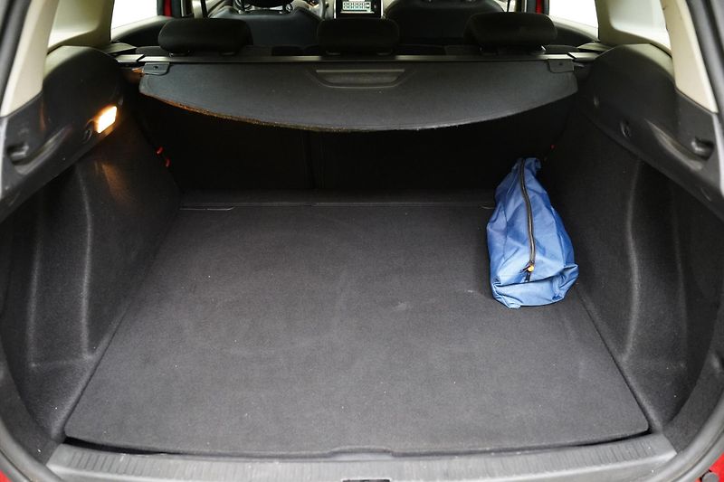 Renault Clio - fotka 21 z 21