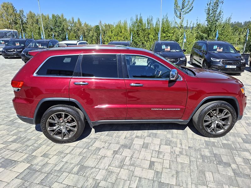 Jeep Grand Cherokee (2015) 3,6L V6 Limited,4x4,tažné,R20  - fotka 16 z 37