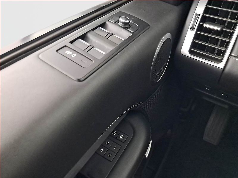 Land Rover Discovery (2021) D300 - fotka 19 z 23