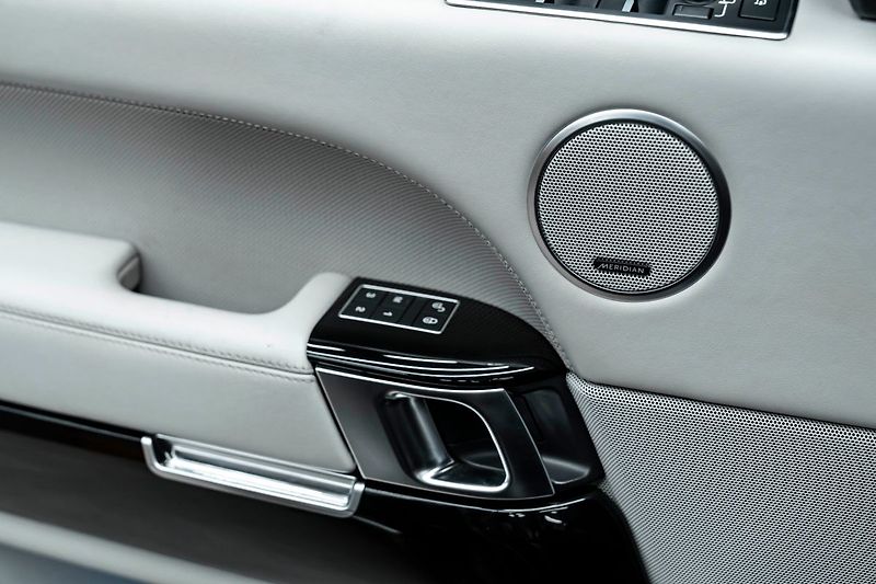 Land Rover Range Rover SV Autobiography Long - fotka 20 z 39