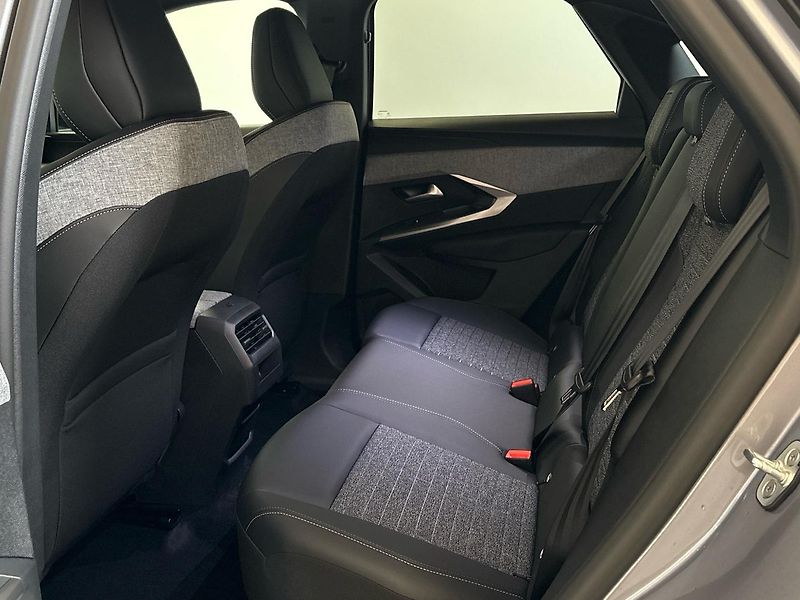 Peugeot 3008 (2026) Allure Hybrid 145 e-DCS6 - fotka 7 z 44