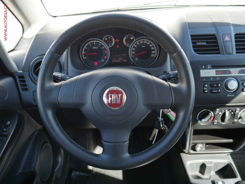 Fiat Sedici (2012) 1.6i 4x4, LPG, AC, TZ - fotka 13 z 15
