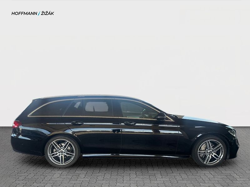 Mercedes-Benz Třídy E 220d kombi - fotka 4 z 13