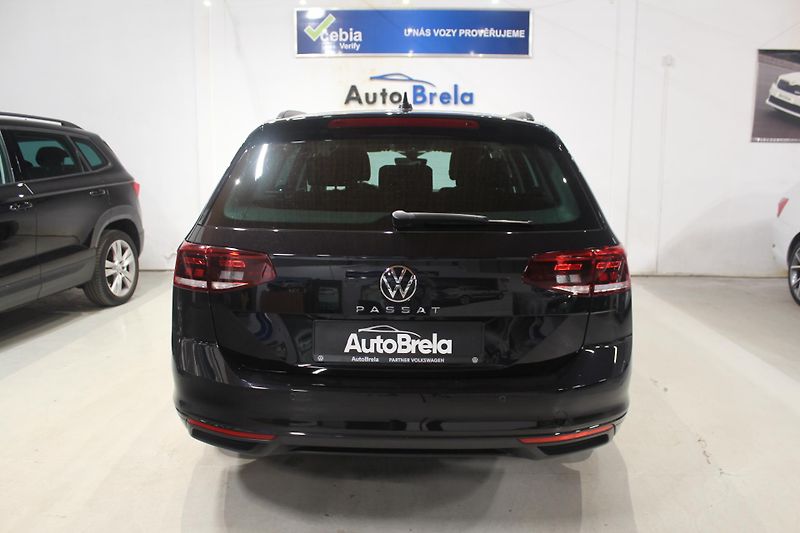 Volkswagen Passat (2021) 2.0TDI DSG Display LED - fotka 11 z 36
