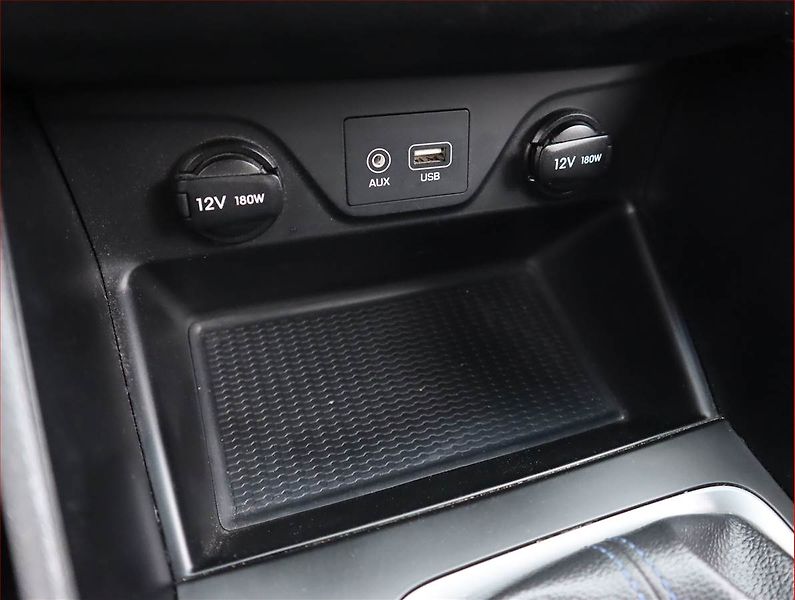 Hyundai Tucson (2018) Family 1.6 GDI, Serv.kniha - fotka 18 z 18