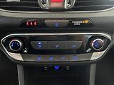 Hyundai i30 1,0   TGDI,ČR,1.MAJITEL,SERVIS - náhled 16