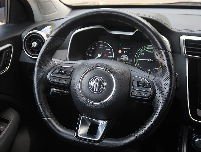 MG ZS (2019) EV 42.5 kWh, SoH 88%, Automat - fotka 21 z 23