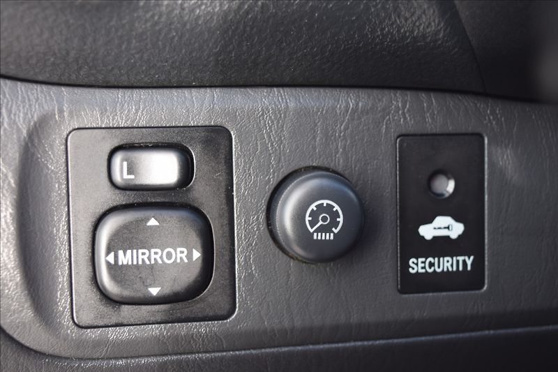 Toyota RAV4 2,0 VVT-i 4WD 110KW BEZ KOROZE - fotka 21 z 33