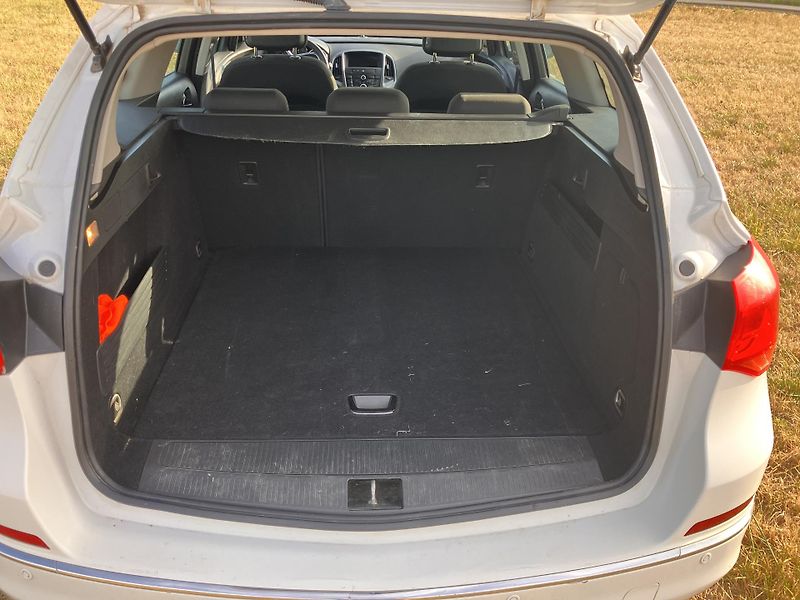 Opel Astra (2014) 1.7 CDTI 2014 servisována DPH - fotka 12 z 29