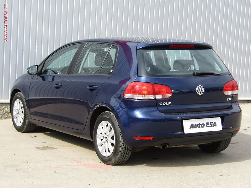 Volkswagen Golf (2010) 1.2TSi, 1.maj,ČR, servis - fotka 6 z 15
