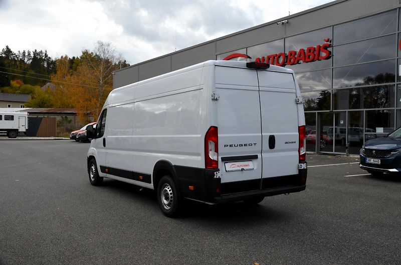 Peugeot Boxer (2024) 2.2BHDI 140 4350 L4H2 4d - fotka 4 z 11