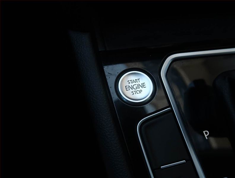 Volkswagen Passat (2019) 1.5 TSI - fotka 19 z 25