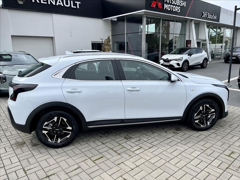 Kia XCeed (2026) 1,0 T-GDI  COMFORT - fotka 4 z 22
