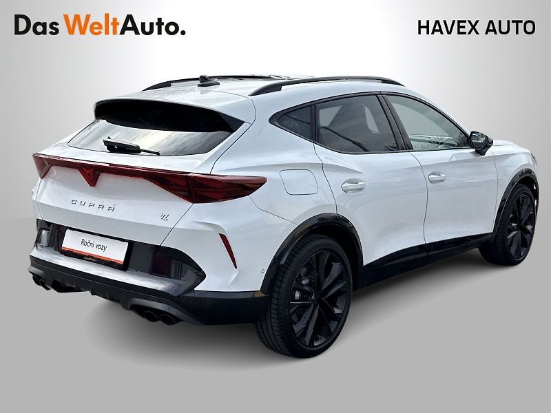 Cupra Formentor (2026) VZ 2.0 TSI 333k DSG 4WD - fotka 2 z 33