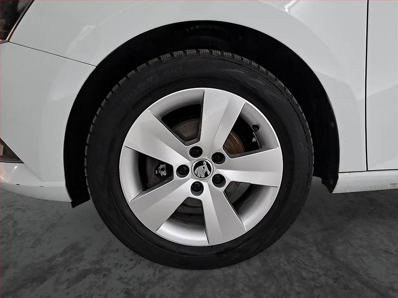 Škoda Fabia (2015) 1.2 TSI, Tempomat - fotka 14 z 20