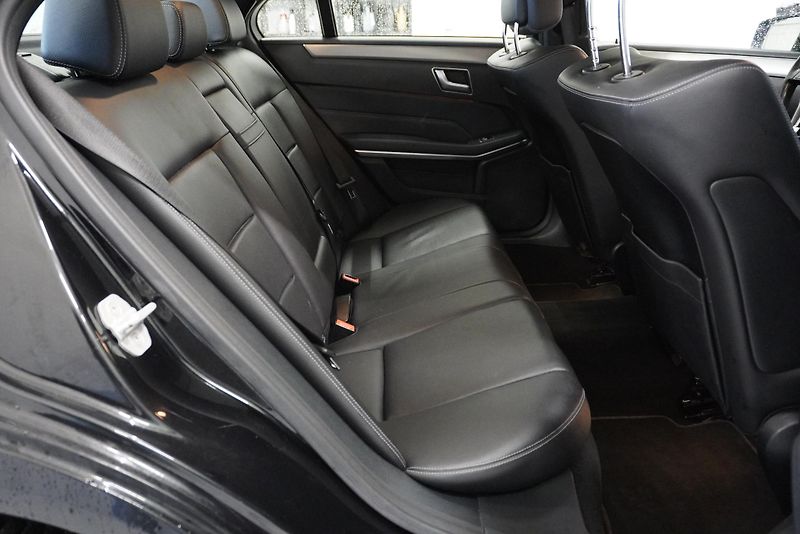 Mercedes-Benz Třídy E (2015)  3,0 V6 BLUETEC AUTOMAT - fotka 20 z 23