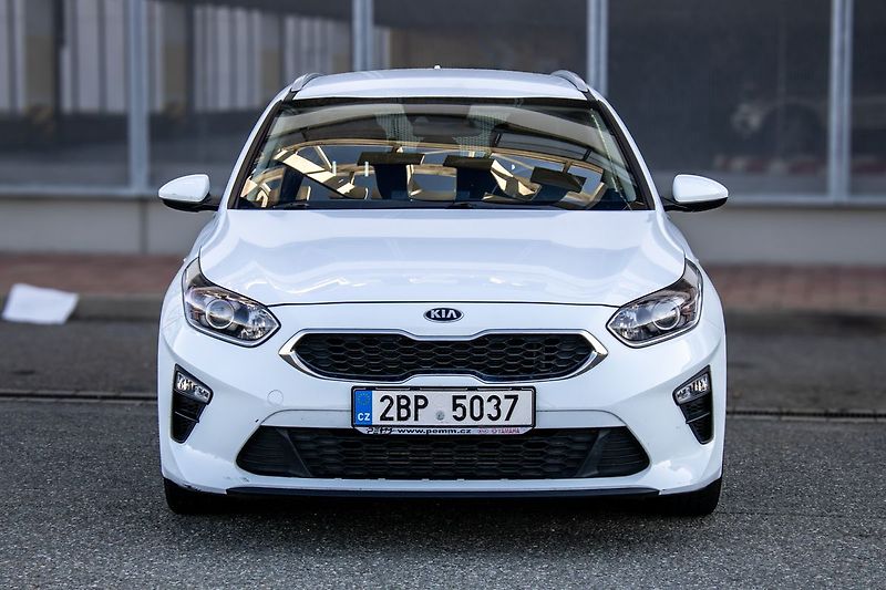 Kia Ceed - fotka 2 z 25