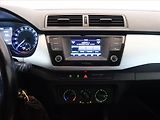 Škoda Fabia (2017) 1.0 TSI, Tempomat - náhled 12