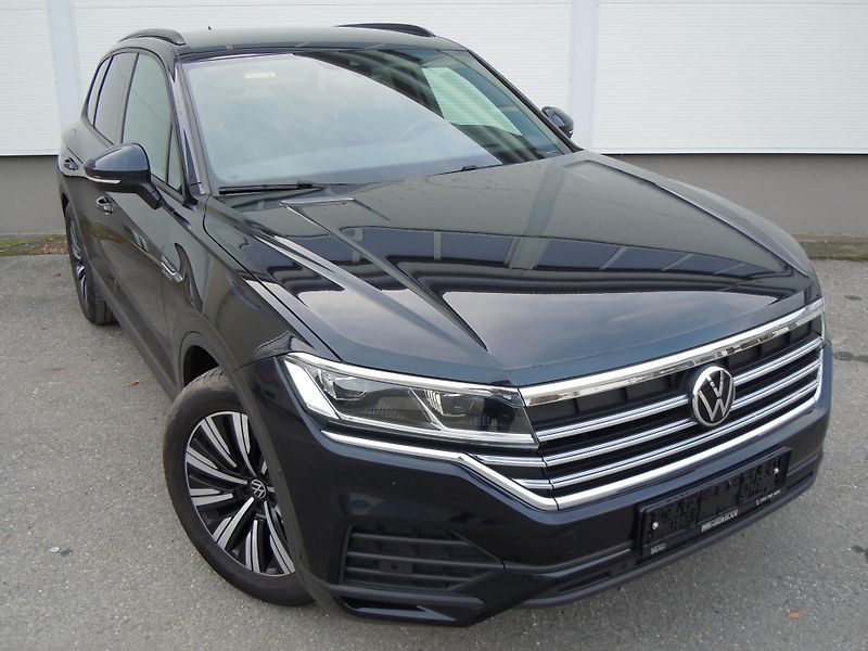 Volkswagen Touareg 3,0TDI VZDUCH KŮŽE HUD TAŽNÉ - fotka 3 z 40