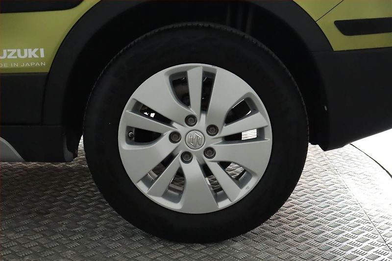 Suzuki SX4 S-Cross (2013) 1.6 VVT, Serv.kniha, Tempomat - fotka 15 z 17