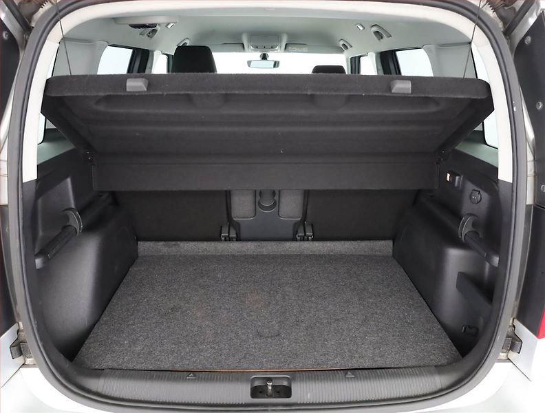Škoda Yeti (2016) GreenLine 1.2 TSI, Serv.kniha - fotka 11 z 18