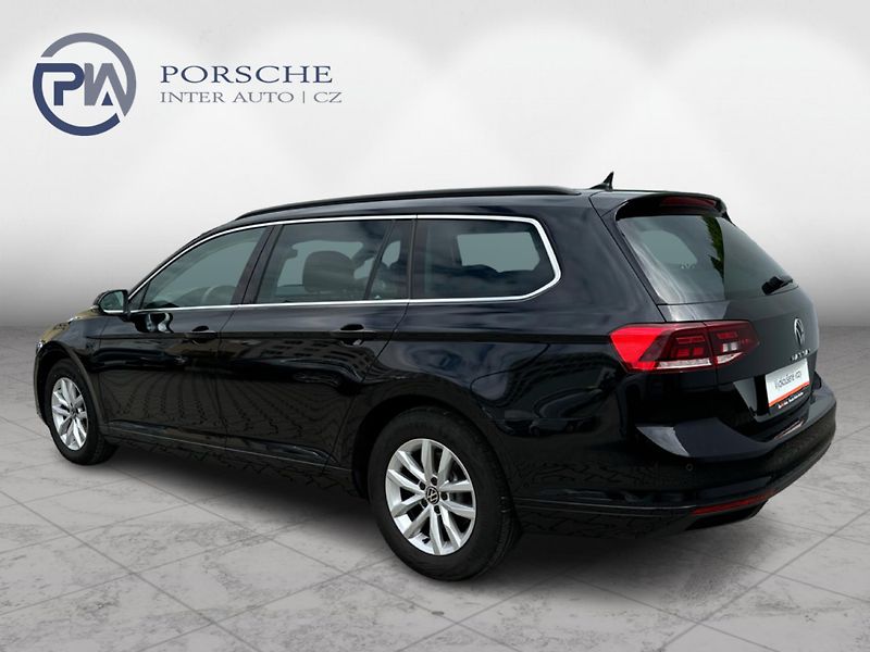 Volkswagen Passat 2.0TDI 110kW DSG BUSINESS PREM - fotka 4 z 19