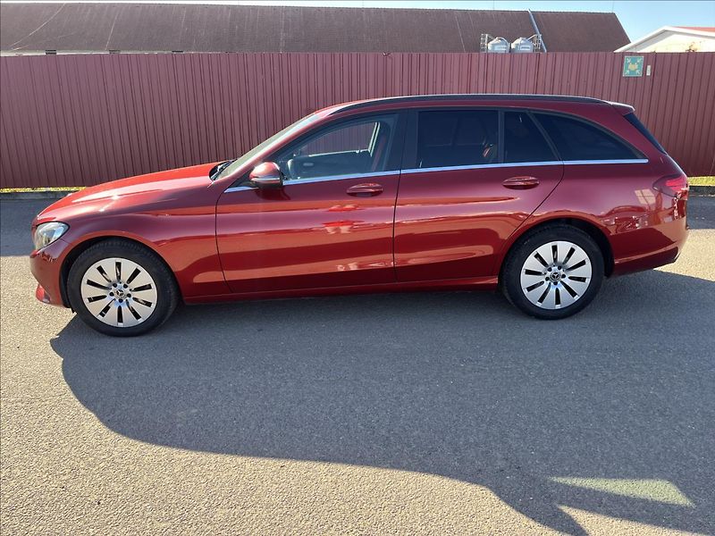 Mercedes-Benz Třídy C 2,1 250d 150KW 4MATIC LED DPH - fotka 4 z 50
