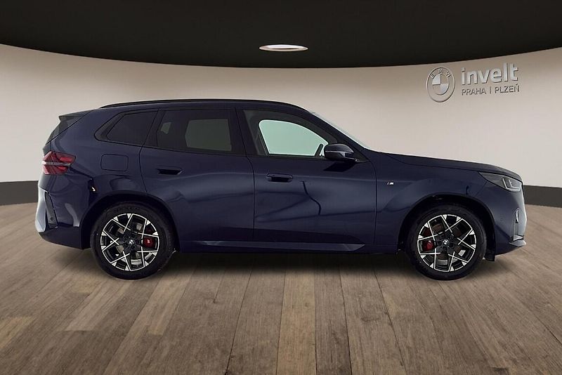 BMW X3 xDrive20 - fotka 2 z 15