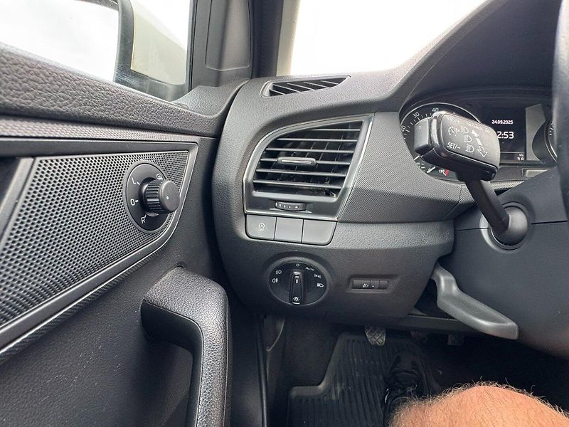Škoda Fabia (2015) 1,2 TSI 66 KW 2 MAJ. STK - fotka 25 z 44