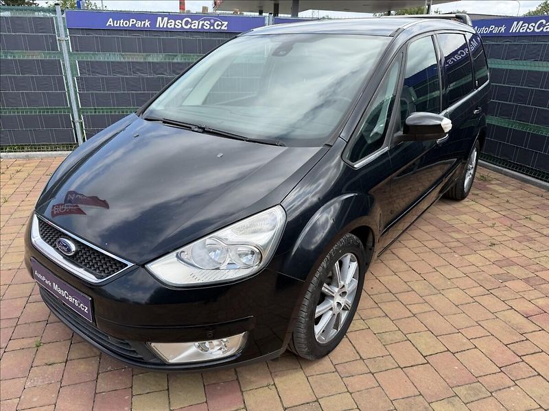 Ford Galaxy 2.0 TDCi Ghia 7míst - fotka 4 z 23
