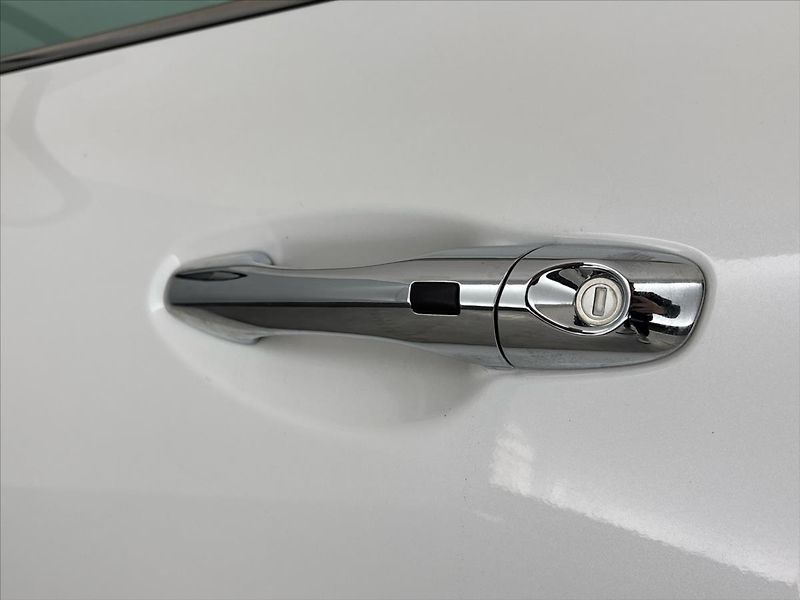 Kia Sorento Exclusive 6AT 4x4 2,2 CRDi - fotka 41 z 42