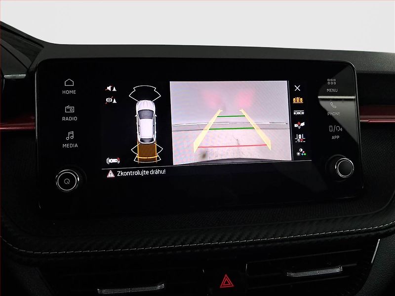 Škoda Fabia (2026) 1.0 TSI, MONTE CARLO, AUTOMAT - fotka 16 z 20