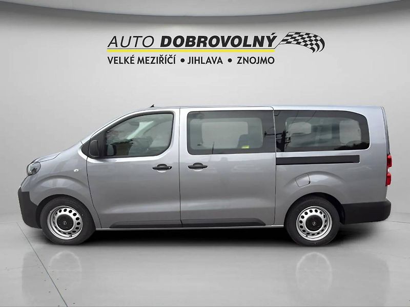 Opel Vivaro (2026) L2 (L) Combi 2.2 CDTi 180k AT8 - fotka 3 z 25