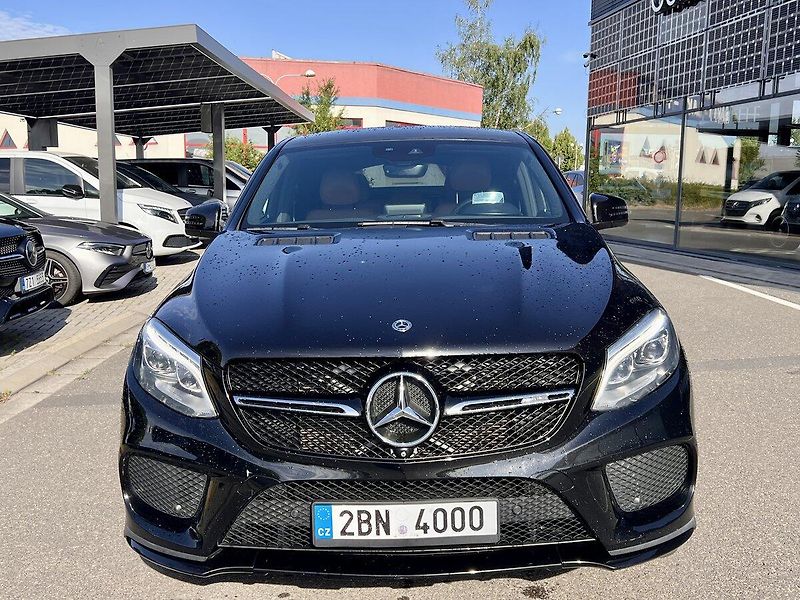 Mercedes-Benz GLE (2018) 43 AMG 4MATIC kupé - fotka 2 z 36
