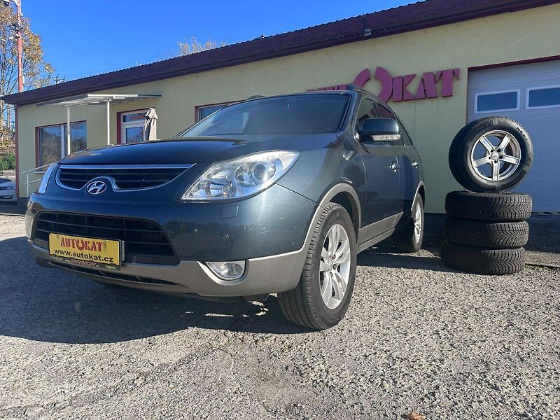 Hyundai ix55 3.0CRDi V6 4x4/7-míst/Výhřev - fotka 7 z 39